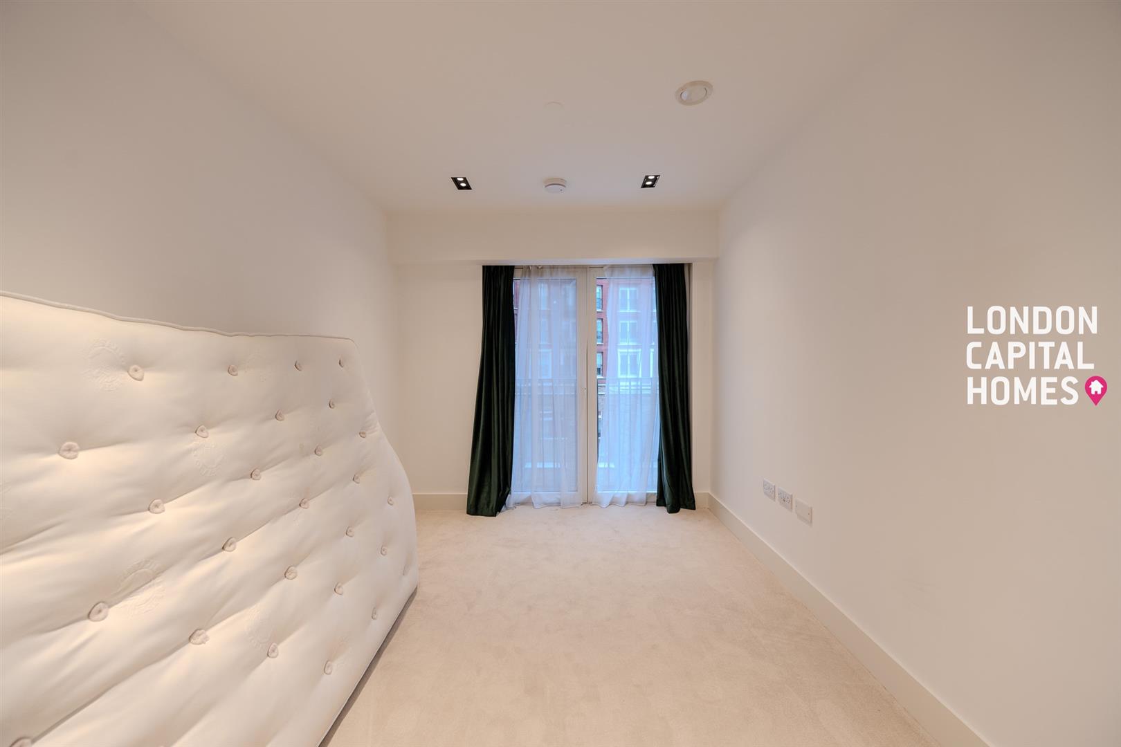 6 Exchange Gardens, LONDON